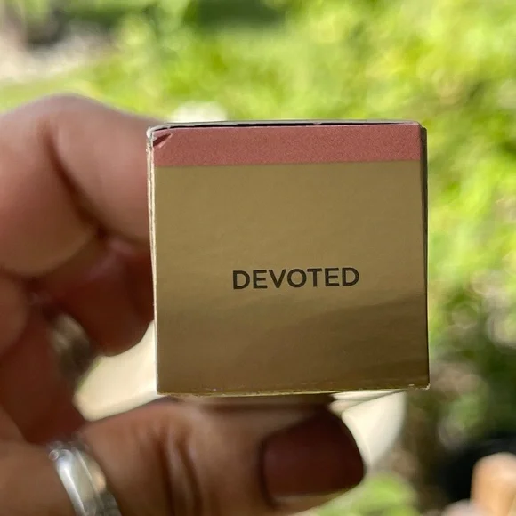 HOURGLASS Vanish Blush Stick In Devoted (Dusty Rose) - Picture 7 of 15